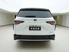 2021 Toyota Sienna 2.5L Hybrid Luxury, белый — фото 4