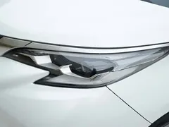 2021 Toyota Sienna 2.5L Hybrid Luxury, белый — фото 14