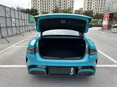 2024 Xiaomi SU7 RWD Long Range Smart Driving, синий — фото 12