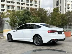 2021 Audi A5 Sportback 40 TFSI quattro Luxury, белый — фото 6