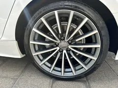2021 Audi A5 Sportback 40 TFSI quattro Luxury, белый — фото 26