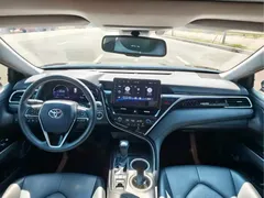 2021 Toyota Camry 2.5G Luxury, чёрный — фото 2