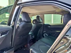 2021 Toyota Camry 2.5G Luxury, чёрный — фото 3