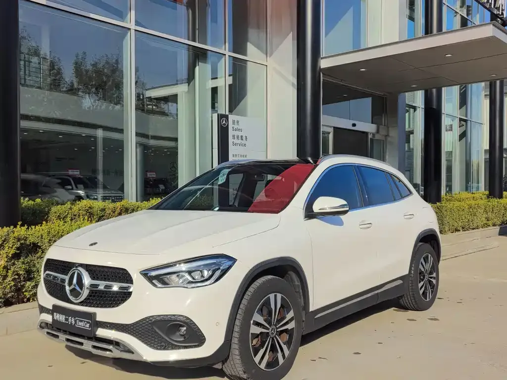 2020 Mercedes-Benz GLA 200
