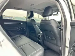 2022 Geely Emgrand 4th Gen 1.5L CVT Luxury, белый — фото 6