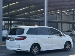 2024 Honda Odyssey 2.0L e:HEV Hybrid, белый — фото 7