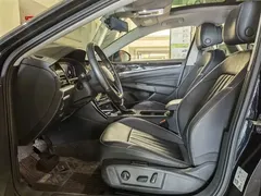 2022 Volkswagen Passat 330TSI Luxury, чёрный — фото 4