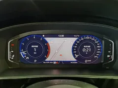 2022 Volkswagen Passat 330TSI Luxury, чёрный — фото 9