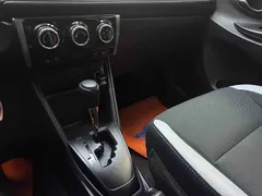 2022 Toyota Yaris L Zhixuan X 1.5L CVT Leading Plus, белый — фото 13