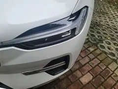 2022 Volvo XC60 4WD Luxury, белый — фото 5