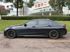 2022 BMW 3 Series 320Li M Sport Package, чёрный — фото 3