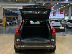 2022 Volvo XC60 4WD Zhiyi Luxury — фото 21