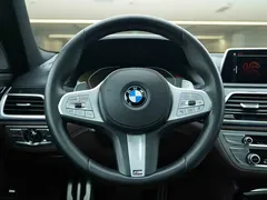 2021 BMW 7 Series 730Li M Sport Package, чёрный — фото 17