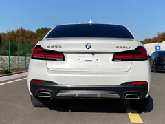 2022 BMW 5 Series 525Li M Sport Package, белый — фото 6