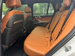 2021 BMW X5 xDrive40i Premium M Sport Package, белый — фото 18