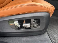 2021 BMW X5 xDrive40i Premium M Sport Package, белый — фото 22