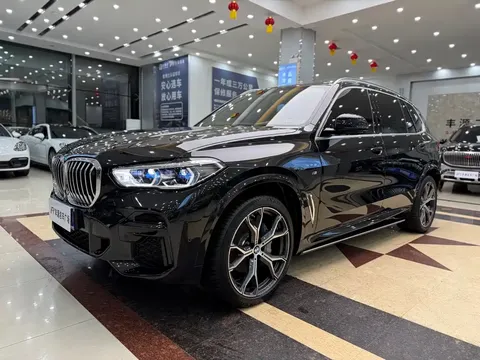 2022 BMW X5 40Li M Sport Package