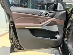 2022 BMW X5 40Li M Sport Package, чёрный — фото 5