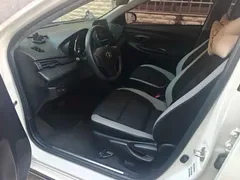 2021 Toyota Yaris L Zhixuan X 1.5L CVT Leading, белый — фото 4