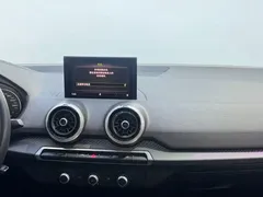 2022 Audi Q2L 35 TFSI Entry, белый — фото 11