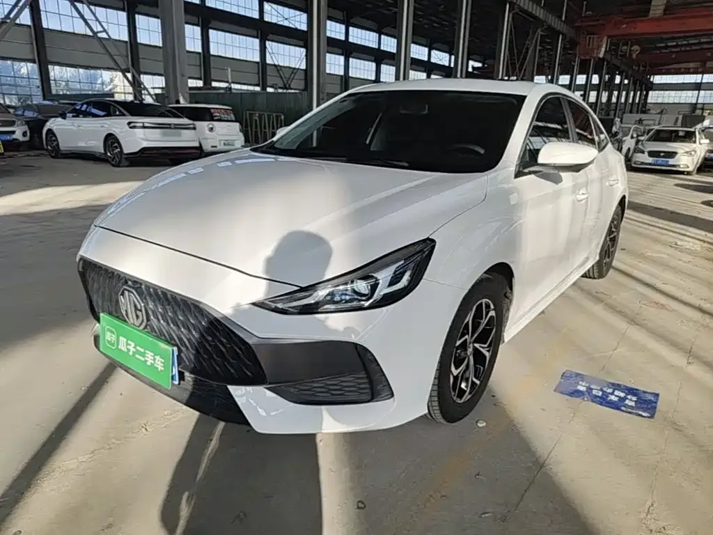 2022 MG MG5 180DVVT CVT Luxury
