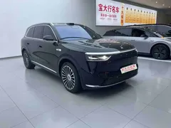 2025 Aito M8 EV Max+ 6-seat 4WD LiDAR, чёрный — фото 4