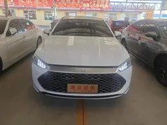 2024 BYD Qin PLUS Honor DM-i PHEV 55km Leading, белый — фото 2