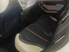 2024 BYD Qin PLUS Honor DM-i PHEV 55km Leading, белый — фото 11