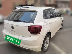 2021 Volkswagen Polo Plus 1.5L AT Colorful Tech, белый — фото 4