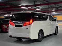 2021 Toyota Alphard Hybrid 2.5L Luxury, белый — фото 4