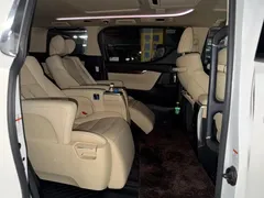 2021 Toyota Alphard Hybrid 2.5L Luxury, белый — фото 9