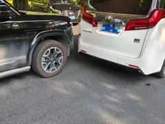 2021 Toyota Alphard Hybrid 2.5L Luxury, белый — фото 20