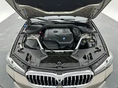 2021 BMW 5 Series 530Li Premium M Sport Package — фото 26
