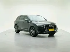 2022 Audi Q7 55 TFSI quattro S line Sport, чёрный — фото 2