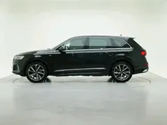 2022 Audi Q7 55 TFSI quattro S line Sport, чёрный — фото 3