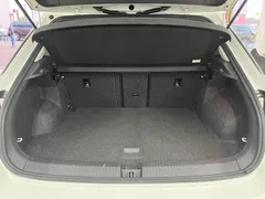 2022 Volkswagen T-Roc 280TSI DSG 2WD Comfort Plus, белый — фото 12