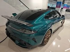 2025 Xiaomi SU7 Ultra Ultra, зелёный — фото 7
