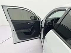 2022 Audi Q2L 35 TFSI Fashion Sport, белый — фото 21