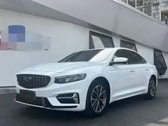 2023 Geely Preface 1.5TD Kunlun, белый — фото 1