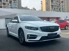 2023 Geely Preface 1.5TD Kunlun, белый — фото 3