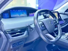 2023 Changan UNI-K 2.0T 4WD, белый — фото 12