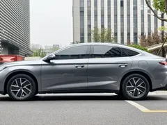 2024 BYD Qin L PHEV 120KM Exceed — фото 2