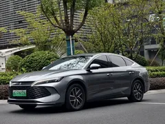 2024 BYD Qin L PHEV 120KM Exceed — фото 10