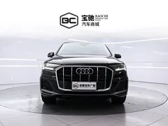 2021 Audi Q7 55 TFSI quattro S line Sport, чёрный — фото 2