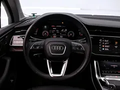 2021 Audi Q7 55 TFSI quattro S line Sport, чёрный — фото 7