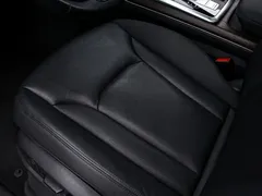 2021 Audi Q7 55 TFSI quattro S line Sport, чёрный — фото 15