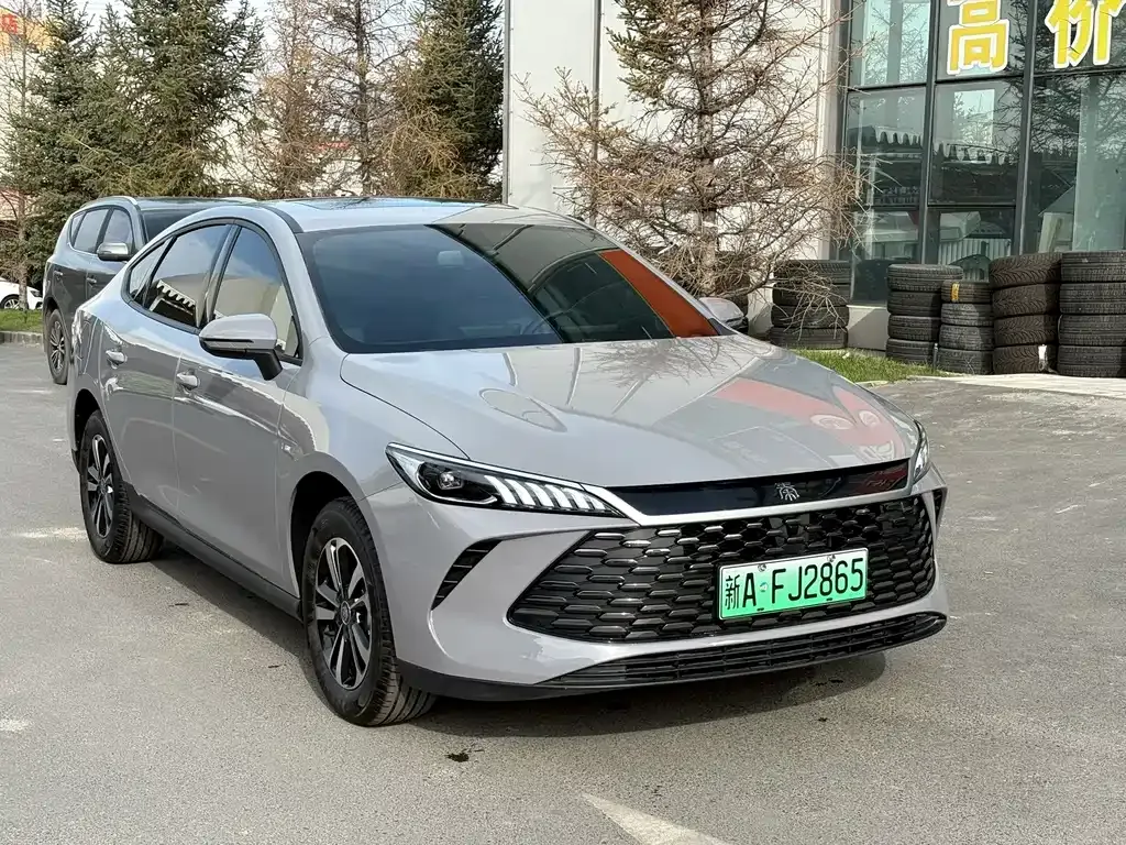 2026 BYD Qin PLUS DM-i PHEV 210KM