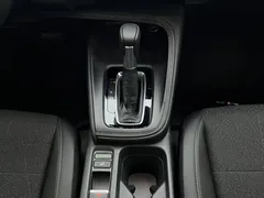 2023 Honda Vezel 1.5L CVT Tech, белый — фото 10