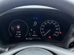 2023 Honda Vezel 1.5L CVT Tech, белый — фото 18