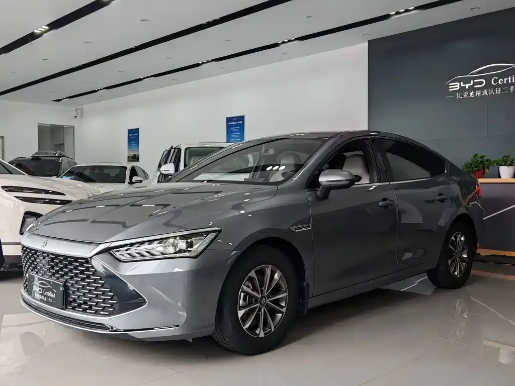 2024 BYD Qin PLUS Honor DM-i PHEV 55km Leading